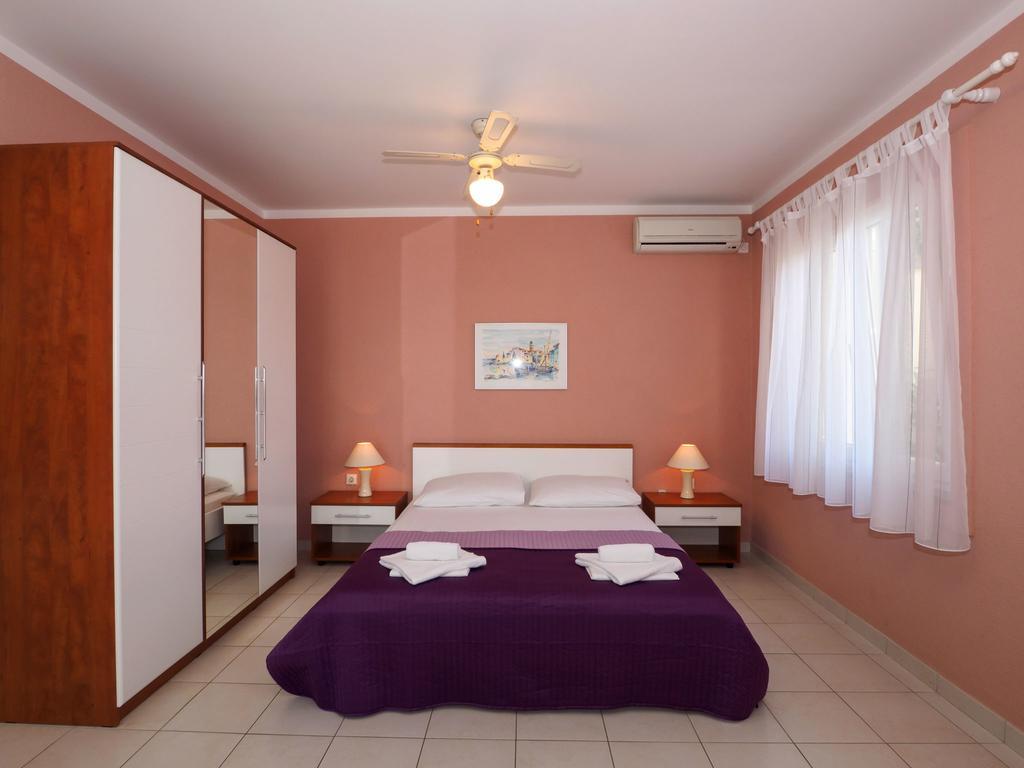 Villa Petra Selce Luaran gambar