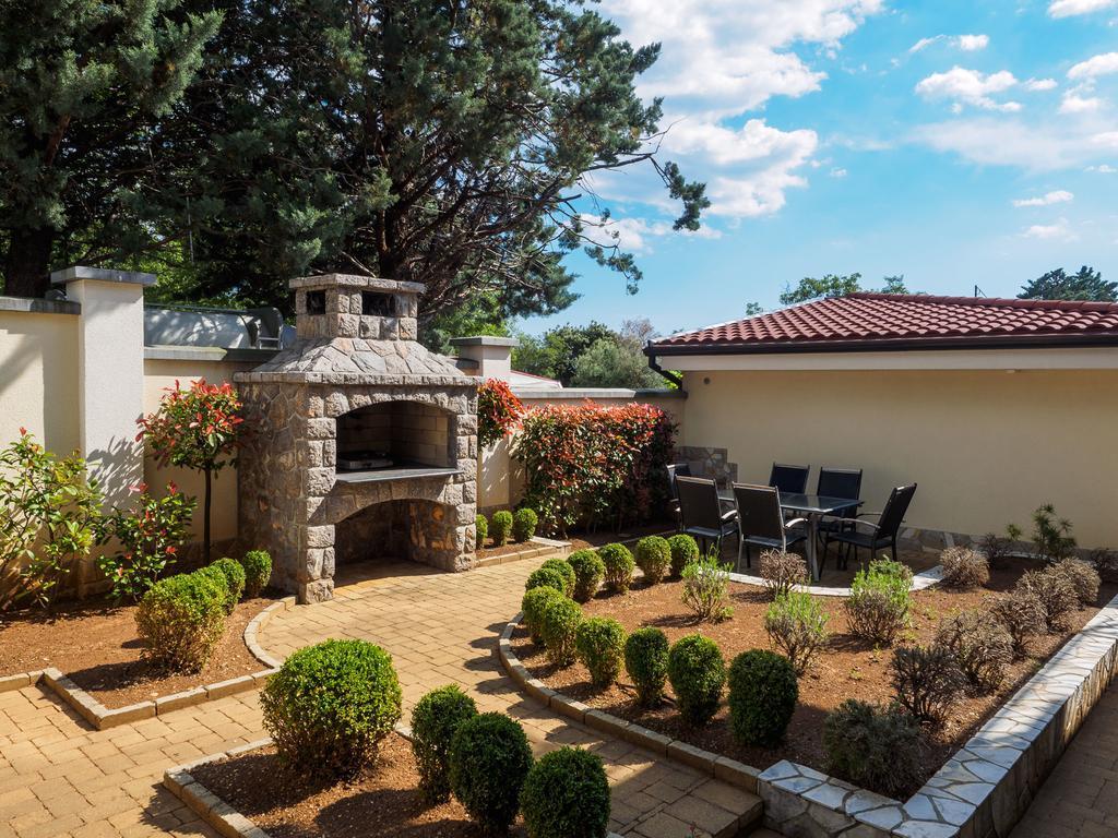 Villa Petra Selce Luaran gambar